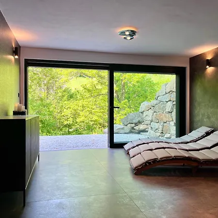 Roubenka Pod Hvezdami Chalet *