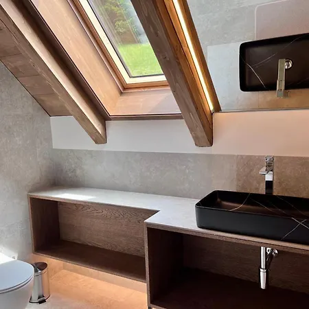 Roubenka Pod Hvezdami Chalet *